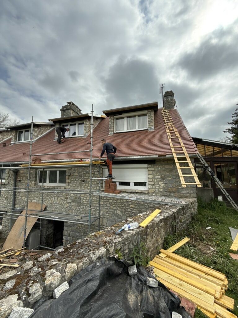 toiture 91 Saclas - pendant rénovation sans le gps IMG_0312